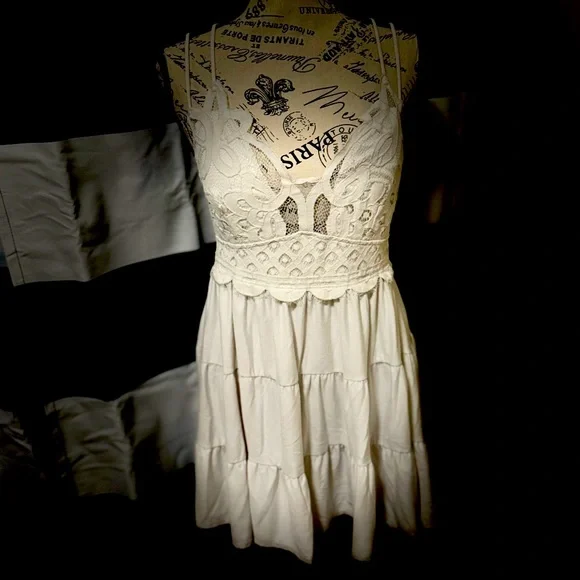 ZENANA: White Flowy Tank Top • Size: 2X • New without Tags - Picture 1 of 6